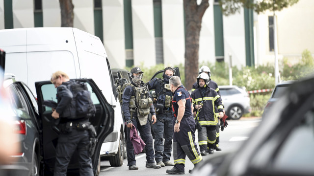 French police have detained a suspect in the attack on a synagogue in the town of La Motte